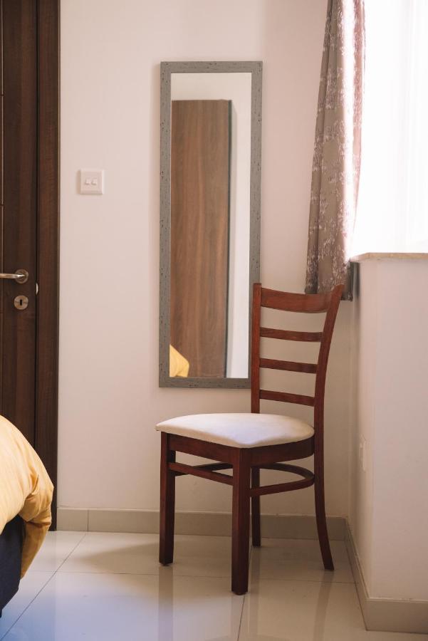 Modern 3 Bedroom With Ac Apartment Zabbar Екстер'єр фото